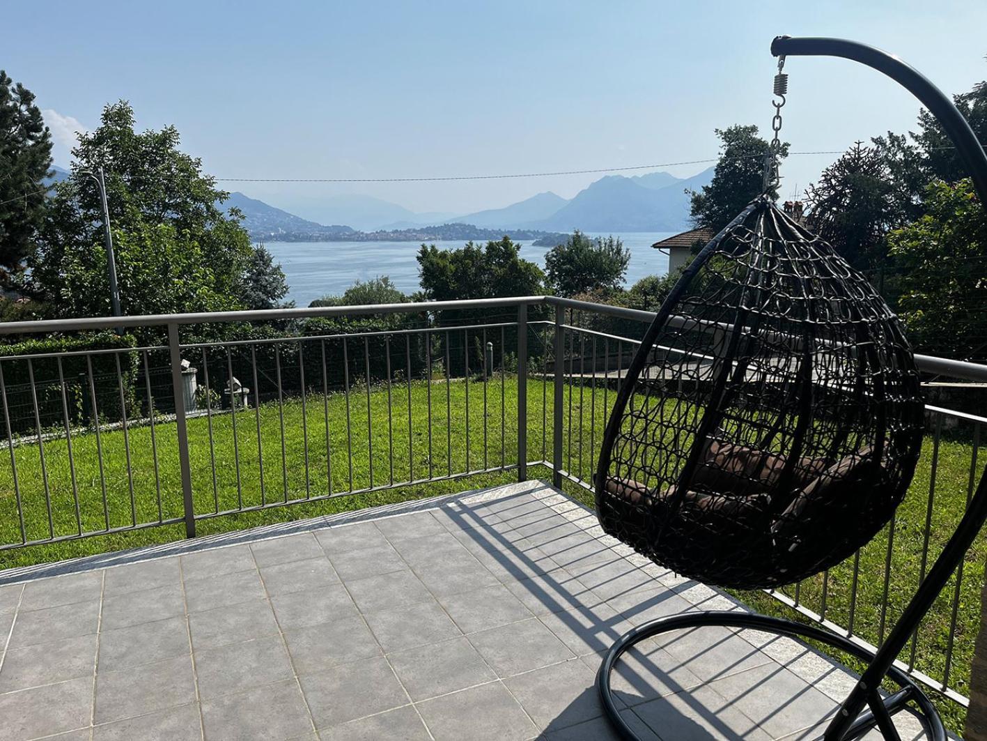 Magicview Baveno Apartment With Garden And Lake View Exterior photo
